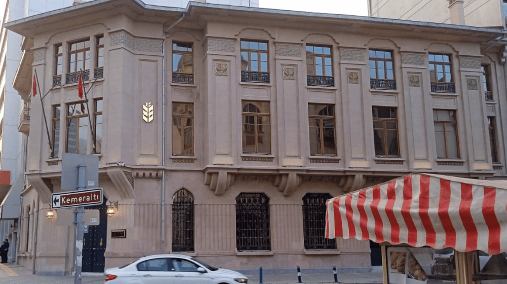 Ziraat Bankası İzmir Sanat Müzesi