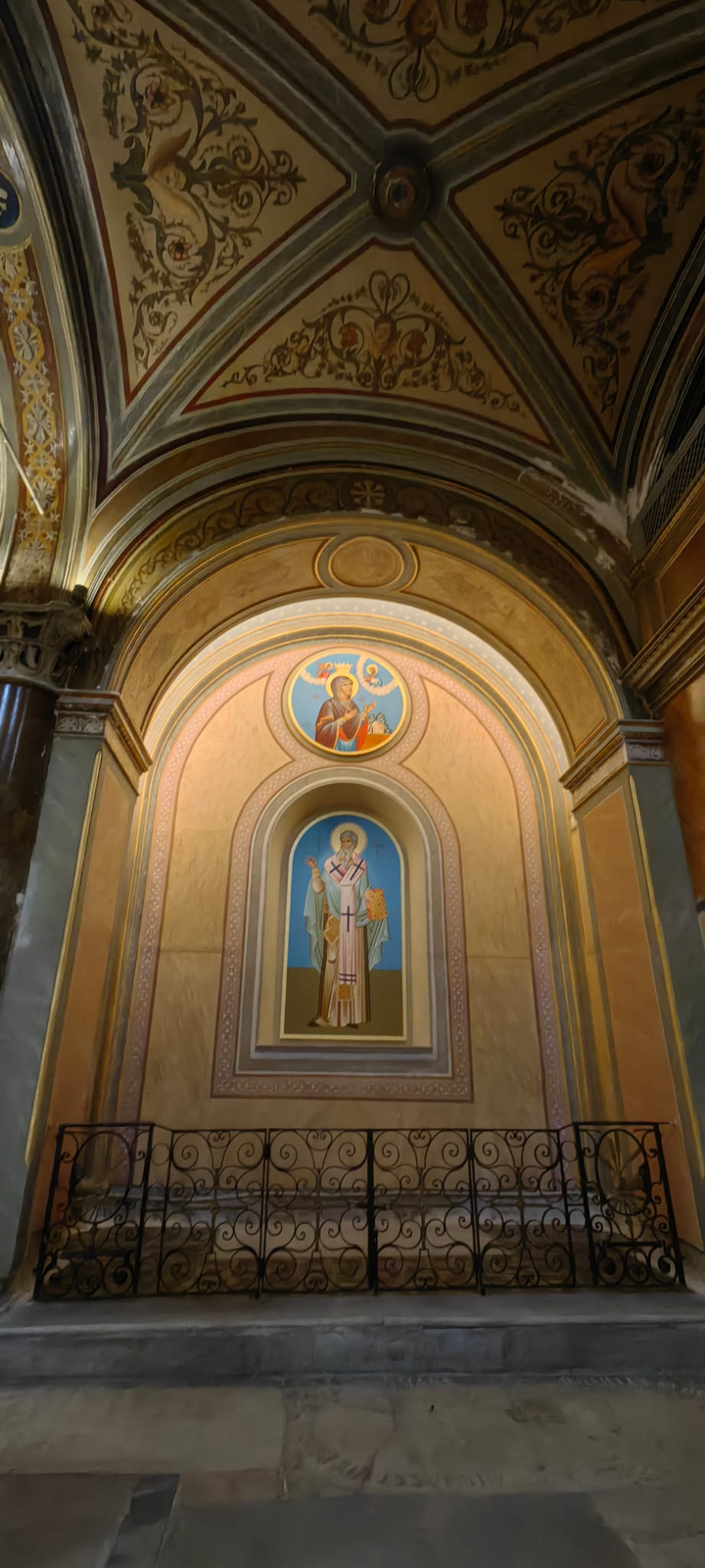 St. Polikarp Kilisesi Görsel 5