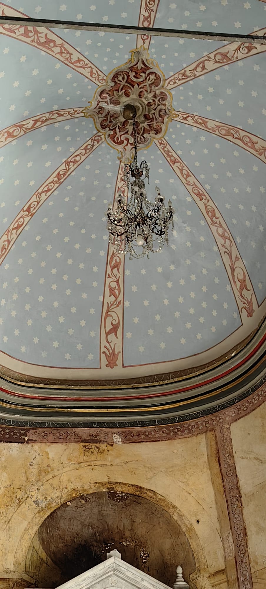 St. Polikarp Kilisesi Görsel 6