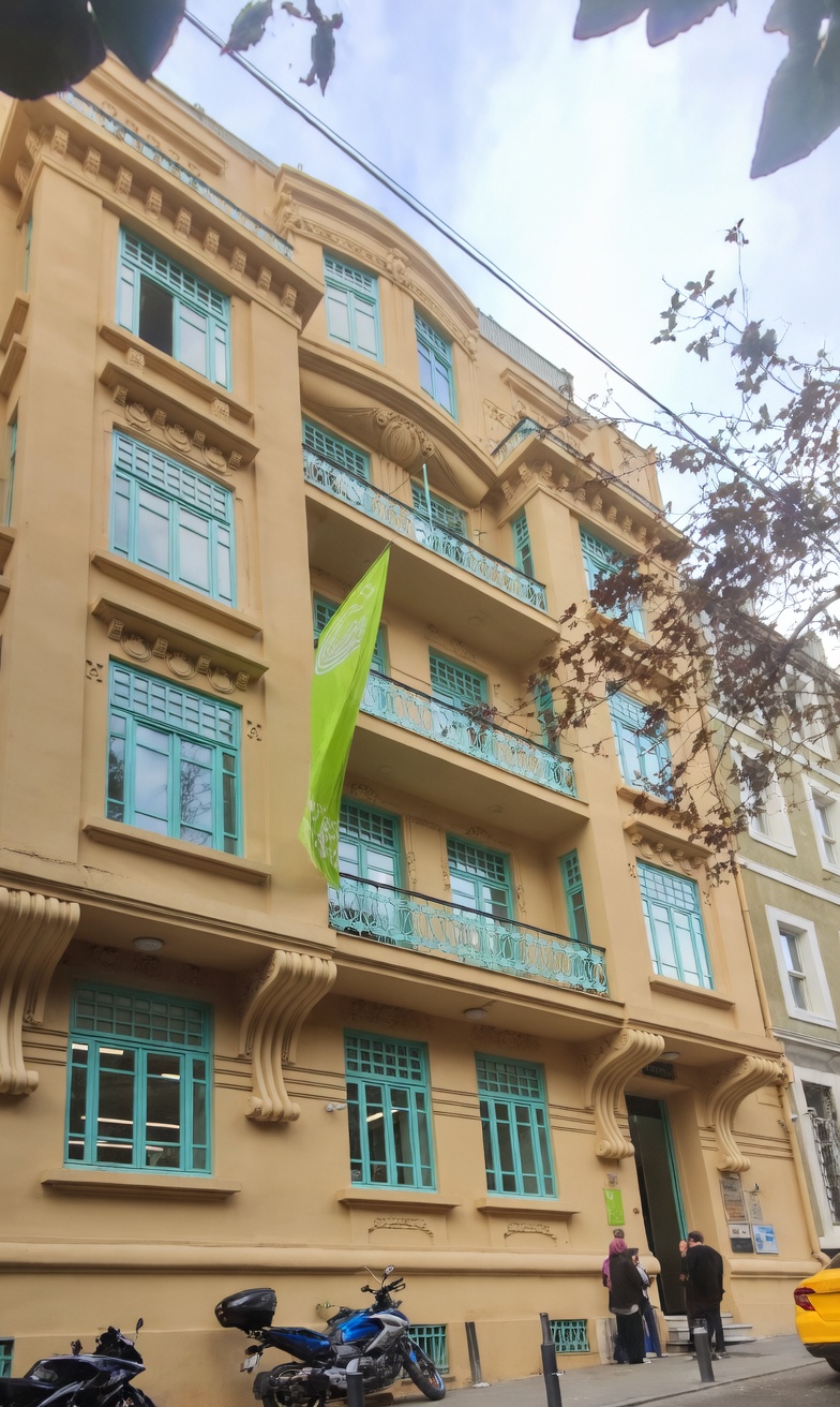 Alman Kültür Merkezi Detay 2
