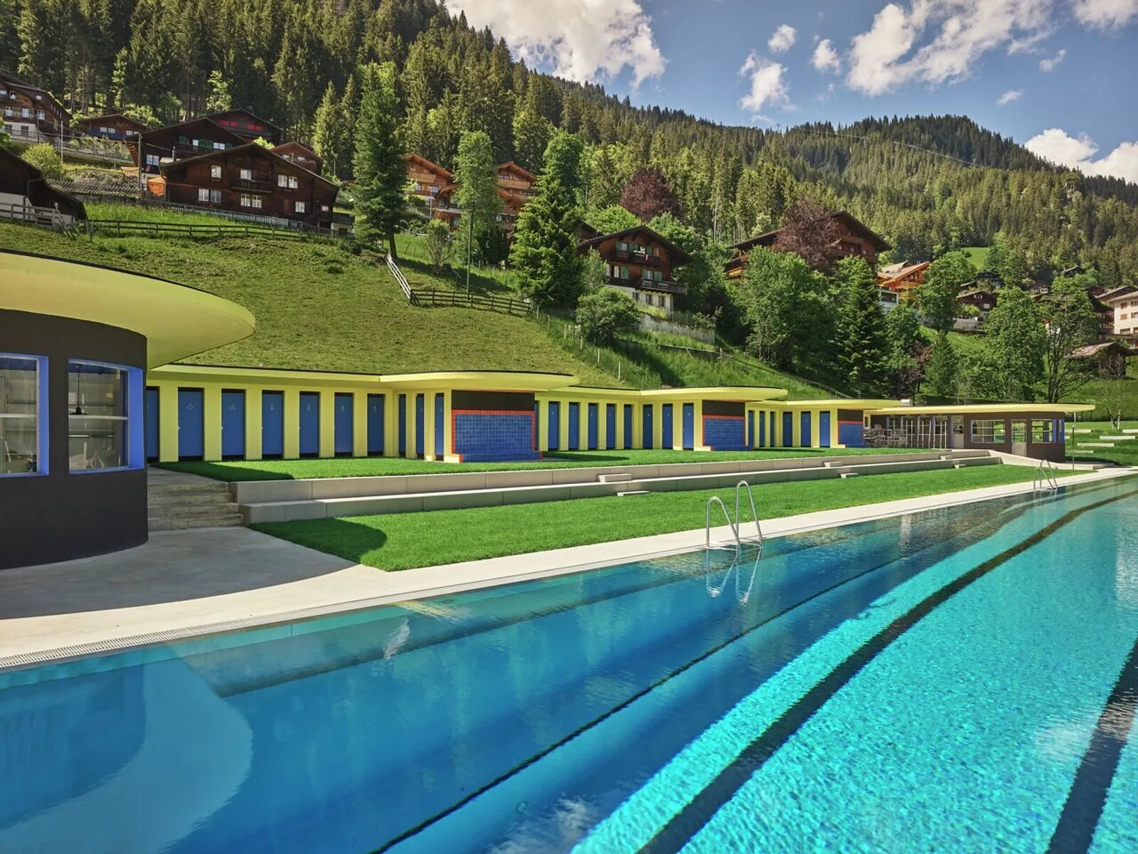 Adelboden açık yüzme havuzu projesinden mimari görünüm 1