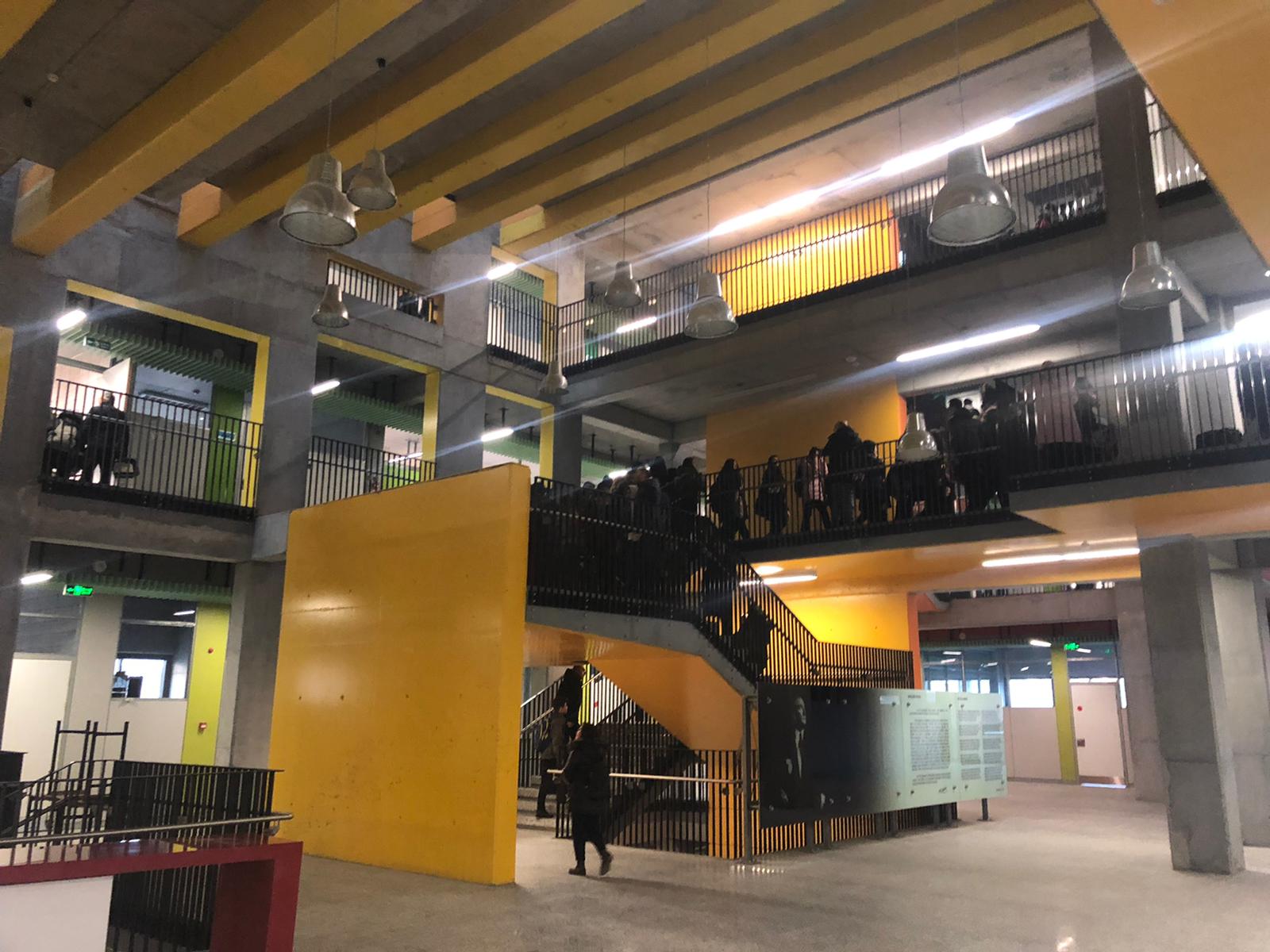 Eşref Bitlis Anadolu Lisesi 3